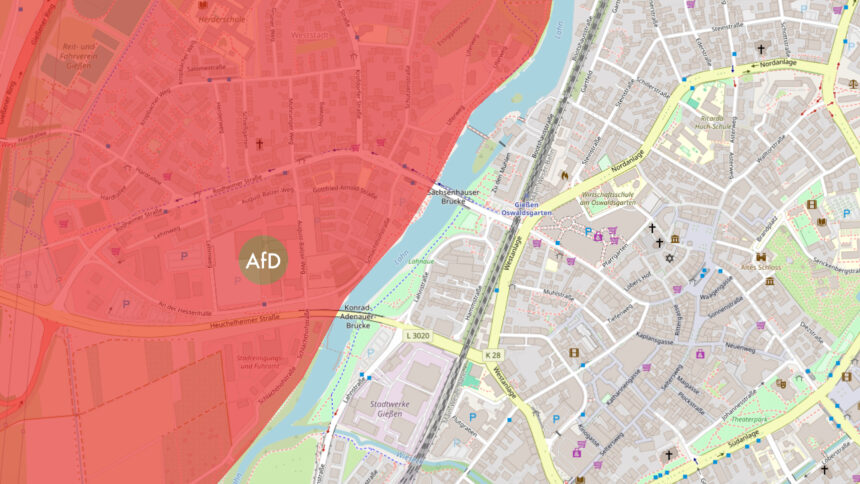 Karte von Gießen, westlicher Teil rot eingefärbt, auf den Messehallen ein brauner Punkt mit Aufschrift AfD