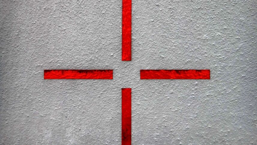 Ein rotes Fadenkreuz.