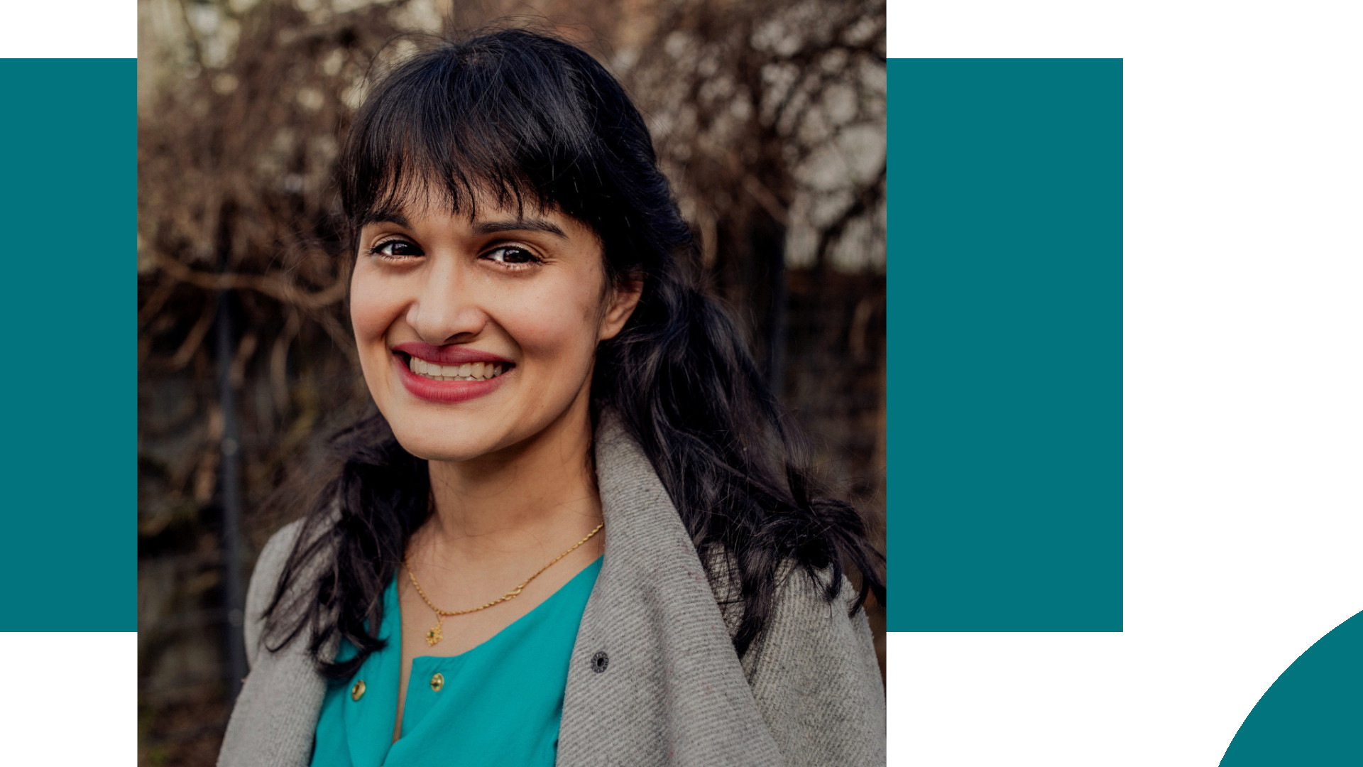 Porträt einer Person, die in die Kamera schaut