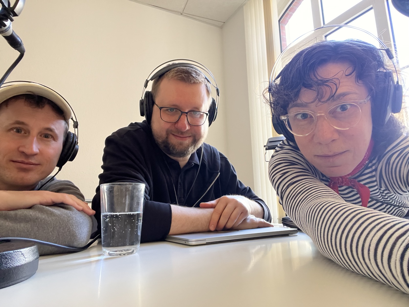 #306 Off The Record: Was in der Debatte um digitale Gewalt schiefläuft