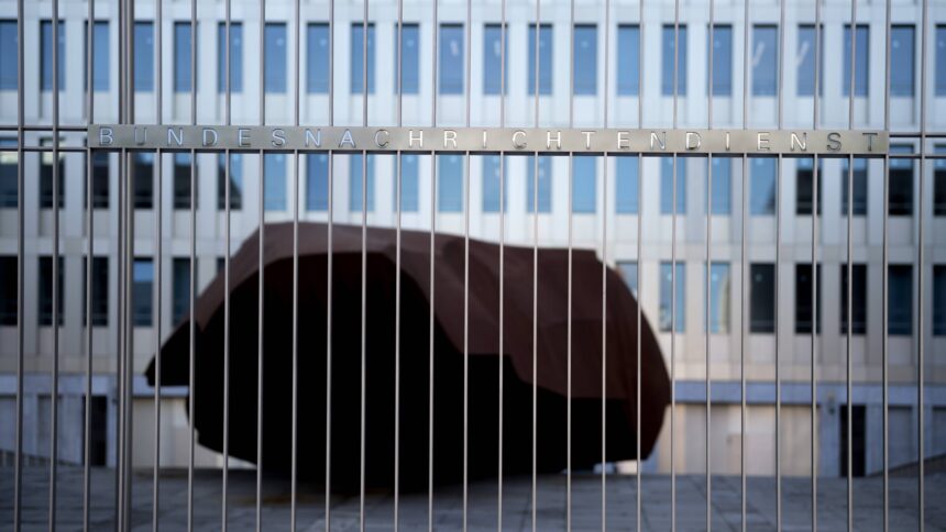 Der Eingang des BND in Berlin