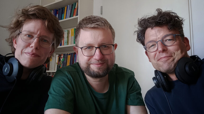 Selfie der Podcast-Hosts
