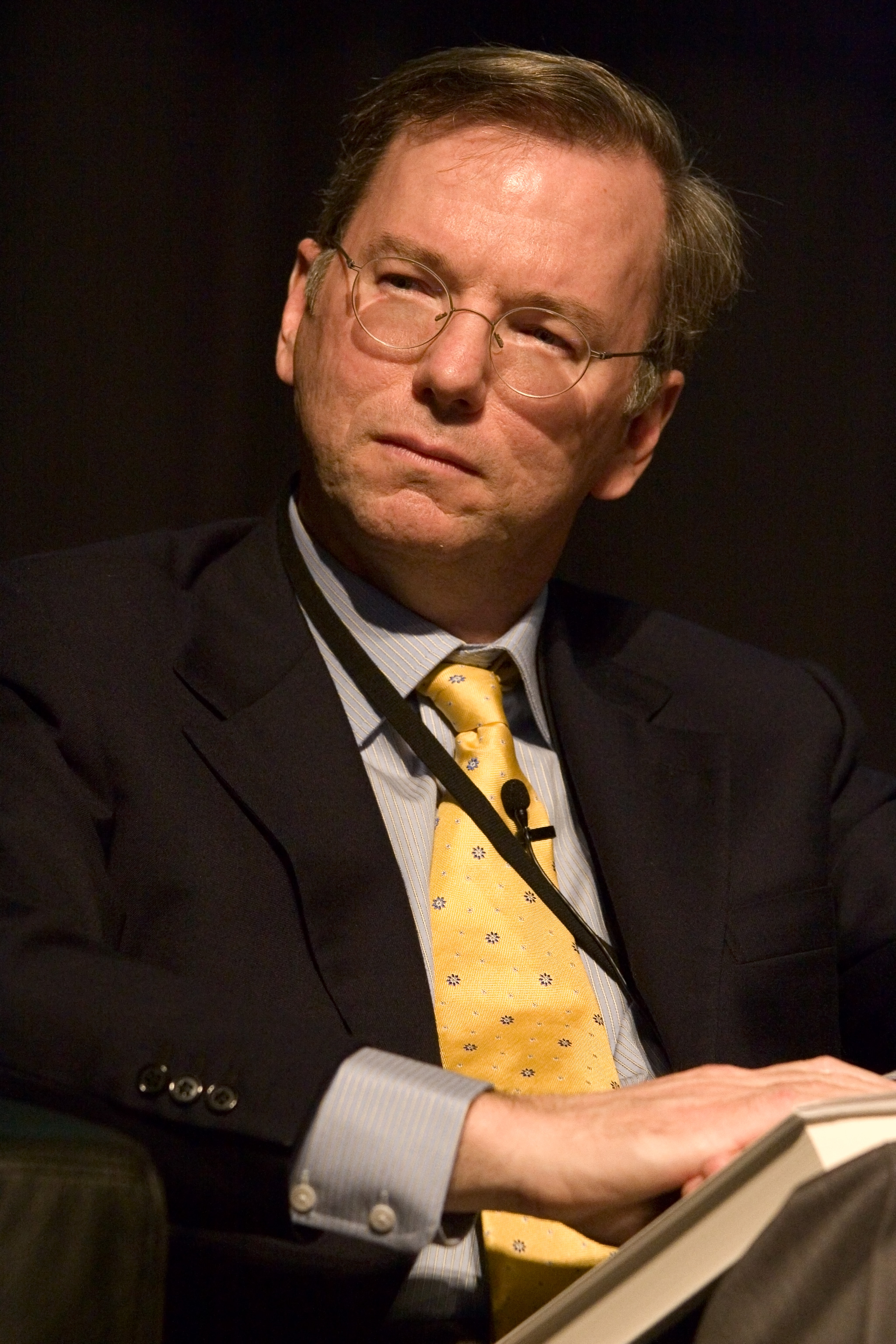 <b>Eric Schmidt</b>, Vorstandsvorsitzender von Alphabet CC BY-SA 2.0, via wikipedia <b>...</b> - Eric_E_Schmidt_2005_looking_left