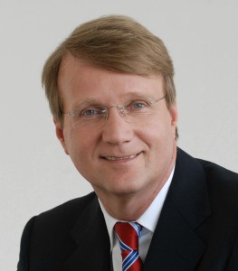 Beendet Dinge: Ehemaliger Kanzleramtsminister Ronald Pofalla. Bild: Josef Albert Slominski. Lizenz: Creative Commons BY-SA.