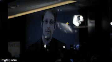 Edward Snowden beim Sam Adams Award 2015
