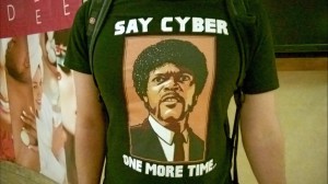 CYBER! CYBER! Bild: @violetblue.